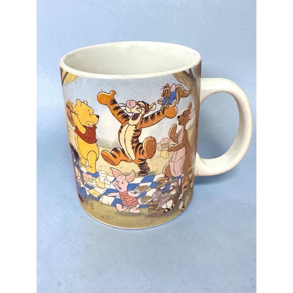 Disney Vintage Winnie Pooh Friends Picnic Woods Eeyore Piglet Roo Owl Mug Cup